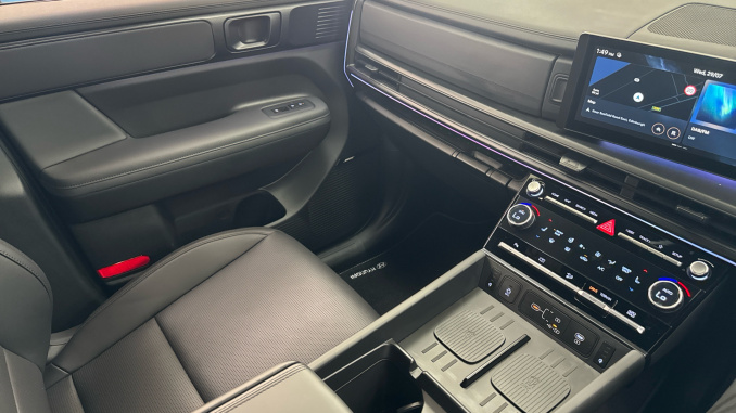 Hyundai SANTA FE 1.6 TGDi 239 Hybrid Calligraphy 5dr 4WD Auto Hybrid Estate - Image 14